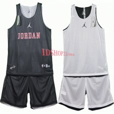 2х сторонняя тренировочная форма реверс (Revers) Jordan Майка s, m 